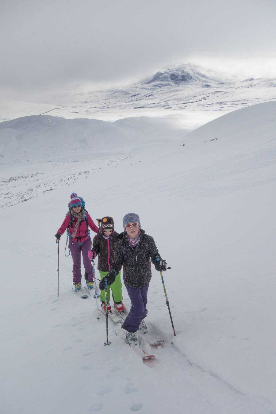 Easter WE yukon Backcountry skiing00002